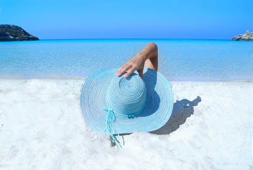 unlimited holiday policy; holiday policy, HR holidays; rules of unlimiited holidays, HR consultant, HR, HR advice, cheshire, wilmslow